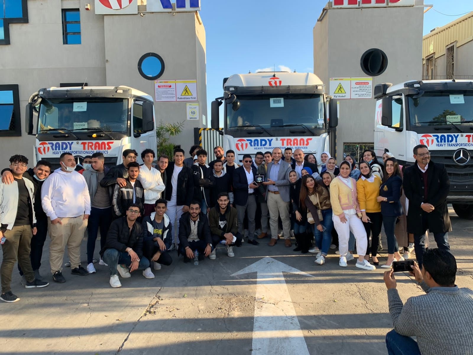 A joint scientific visit by students of the College of International Transport and Logistics, El Alamein Branch, to Razi Trans Transport and Oil Services